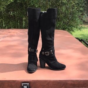 Ferrie Knee High Black Boots 7.5